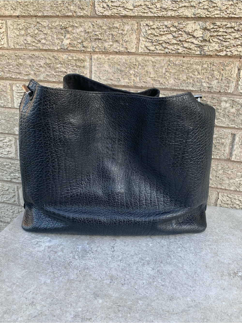 Massimo Dutti Nappa Leather Bucket Bag In Black View 3